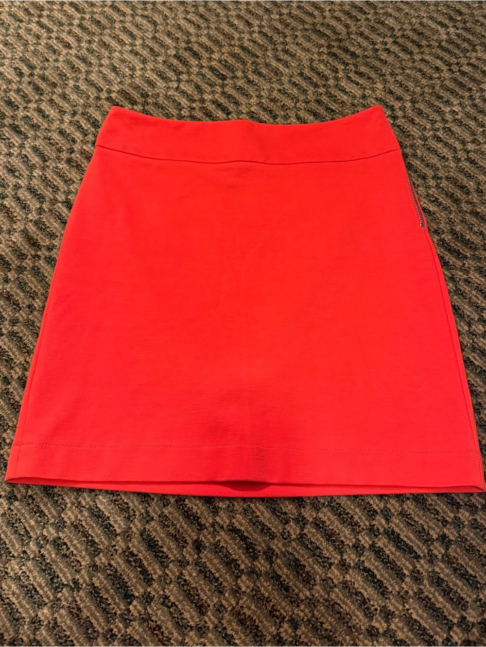 Banana Republic stretchy zippered women’s skirt, orange, size 2